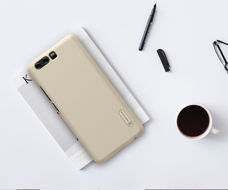 Nillkin etui plastikowe Frosted do Huawei P10 - czarne