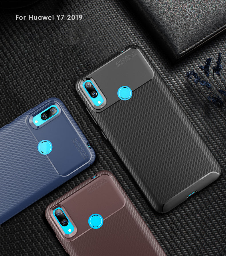 Etui plastikowe z teksturą karbonu do Huawei Y7 (2019) - ciemnoniebieskie