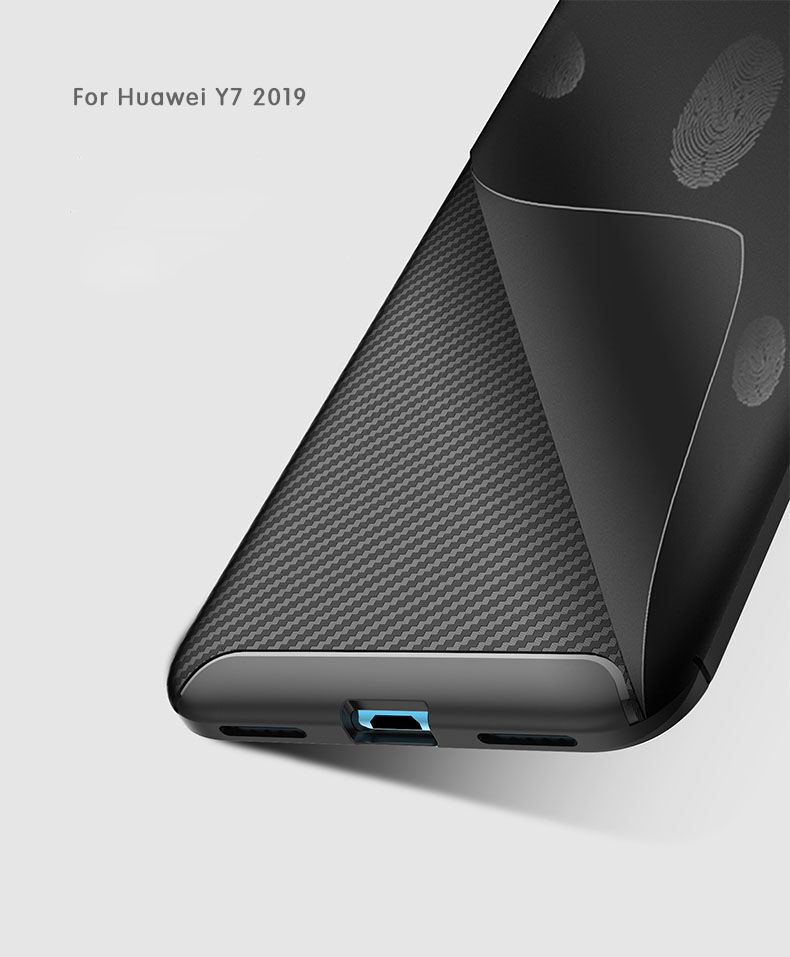 Etui plastikowe z teksturą karbonu do Huawei Y7 (2019) - czarne