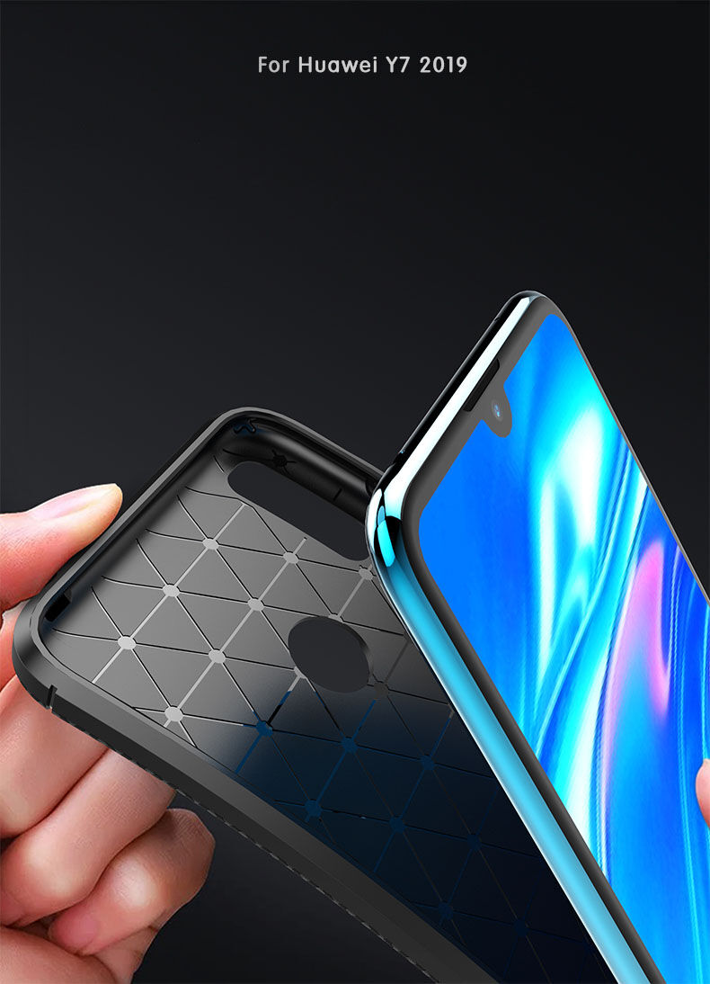 Etui plastikowe z teksturą karbonu do Huawei Y7 (2019) - czarne