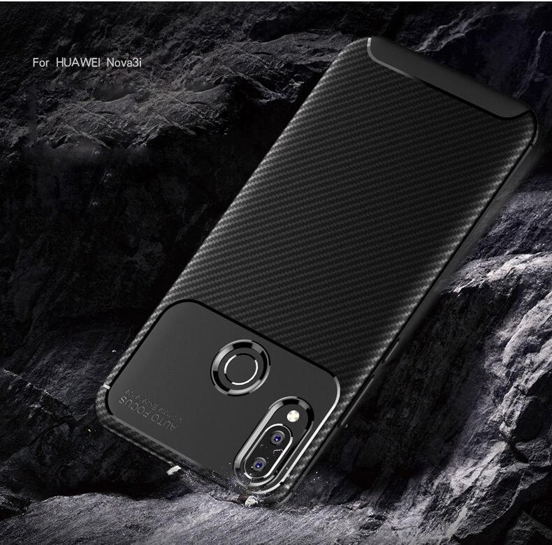 Etui plastikowe z teksturą karbonu do Huawei Nova 3i - ciemnoniebieskie