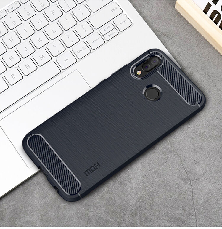 Mofi etui plastikowe z teksturą szlifowaną do Huawei P20 Lite - czerwone