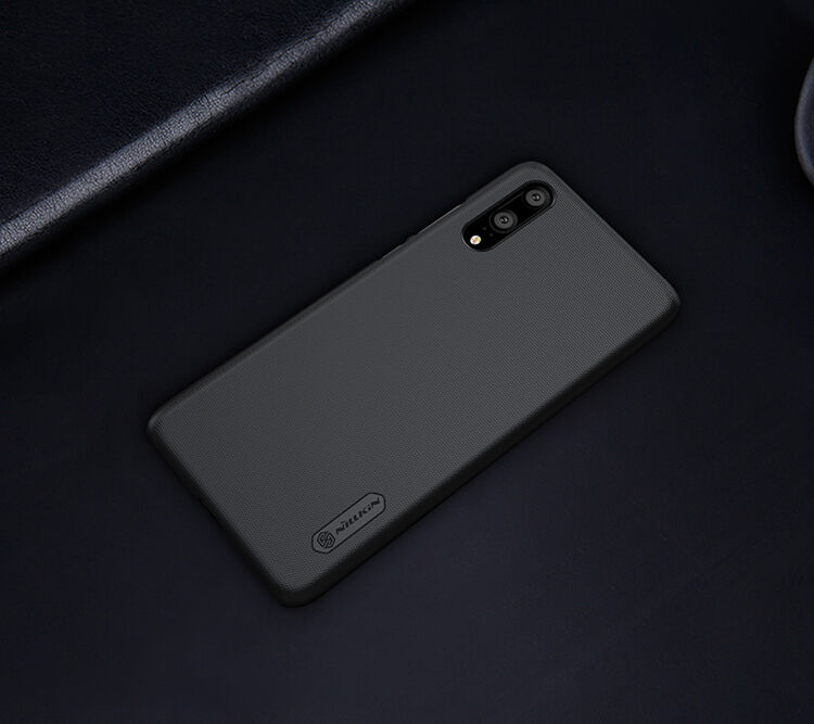 Nillkin etui plastikowe Frosted do Huawei P20 - czarne