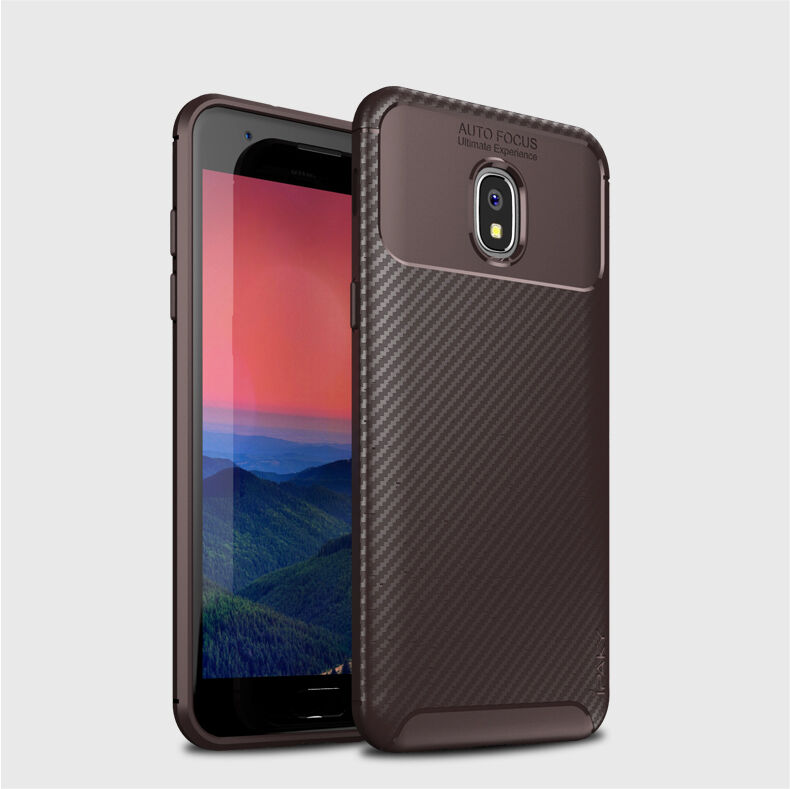 Ipaky etui plastikowe z teksturą karbonową do Samsung Galaxy J3 (2018) - czarne Ipaky etui plastikowe z teksturą karbonową do Samsung Galaxy J3 (2018) - czarne