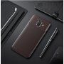 Ipaky etui plastikowe z teksturą karbonową do Samsung Galaxy A6 (2018) - ciemnoniebieskie