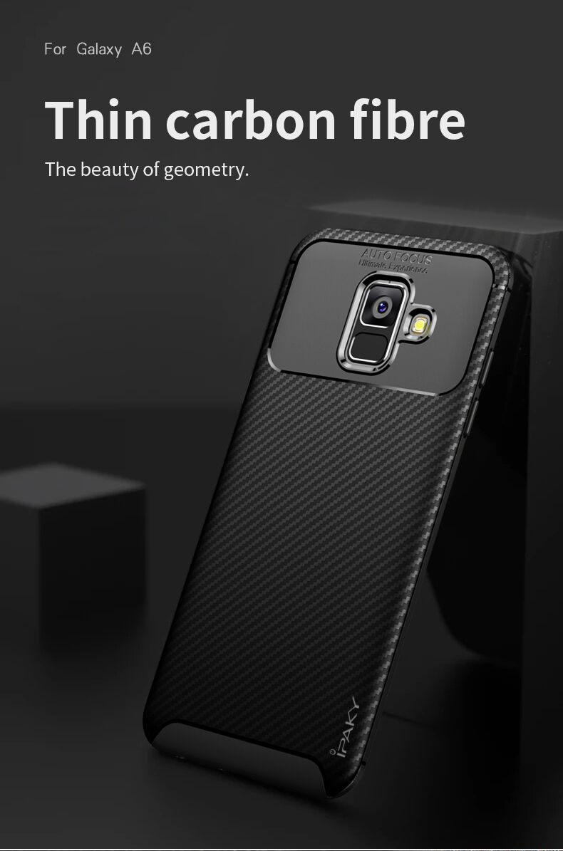 Ipaky etui plastikowe z teksturą karbonową do Samsung Galaxy A6 (2018) - czarne