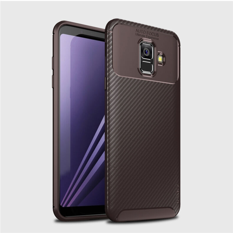 Ipaky etui plastikowe z teksturą karbonową do Samsung Galaxy A6 (2018) - czarne Ipaky etui plastikowe z teksturą karbonową do Samsung Galaxy A6 (2018) - czarne