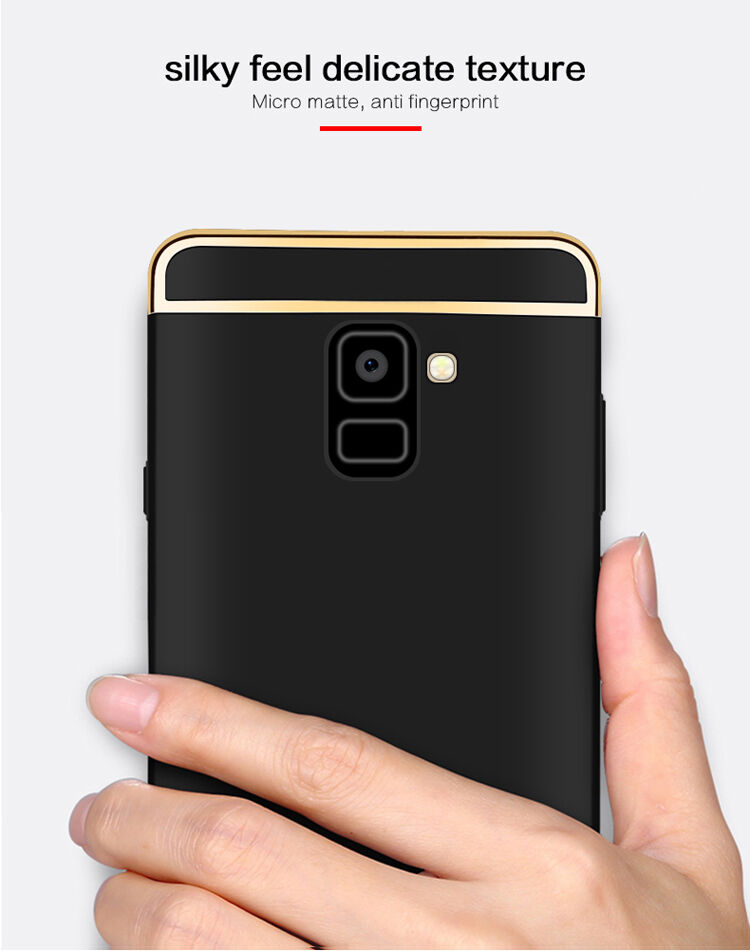 Mofi etui plastikowe do Samsung Galaxy A8 (2018) - srebrne