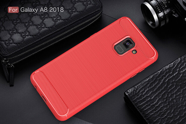 Etui plastikowe z teksturą szlifowaną do Samsung Galaxy A8 (2018) - czerwone Etui plastikowe z teksturą szlifowaną do Samsung Galaxy A8 (2018) - czerwone