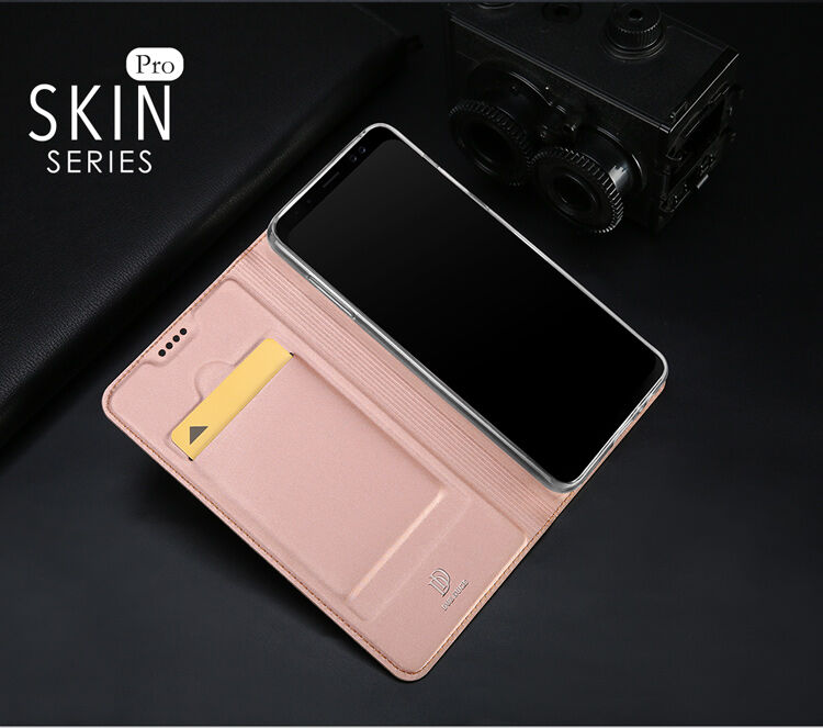 Dux Ducis Skin Pro pokrowiec flip do Samsung Galaxy A8 (2018) - złoty