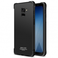 Imak Silky etui plastikowe do Samsung Galaxy A8 Plus (2018) - czarne