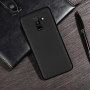 Etui plastikowe z teksturą karbonu Samsung Galaxy A6 Plus (2018) - czarne