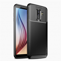Ipaky etui plastikowe z teksturą karbonową do Samsung Galaxy A6 Plus (2018) - czarne