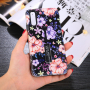 Etui plastikowe z pętlą kwiaty do Huawei P20 Pro - czarne