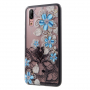 Etui plastikowe wytłoczone niebieskie kwiaty do Huawei P20 - przezroczyste